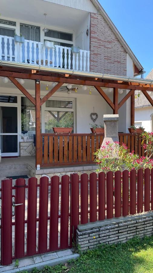Edina-Haz Villa Balatonboglar Luaran gambar